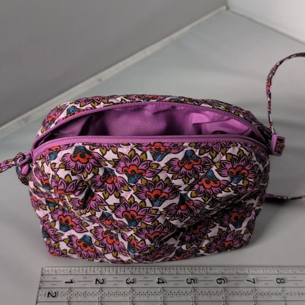 Vera Bradley Outlet Camera Bag Crossbody in Scaevola Fan
